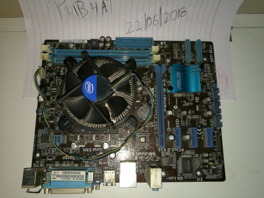 MOTHERBOARD AND PROCESSOR.jpg